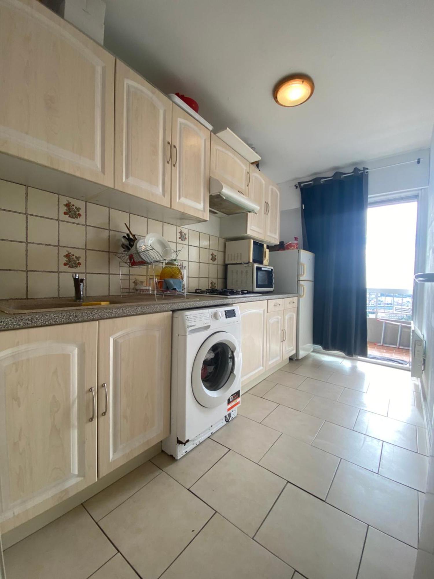 Apparemment Appartement *